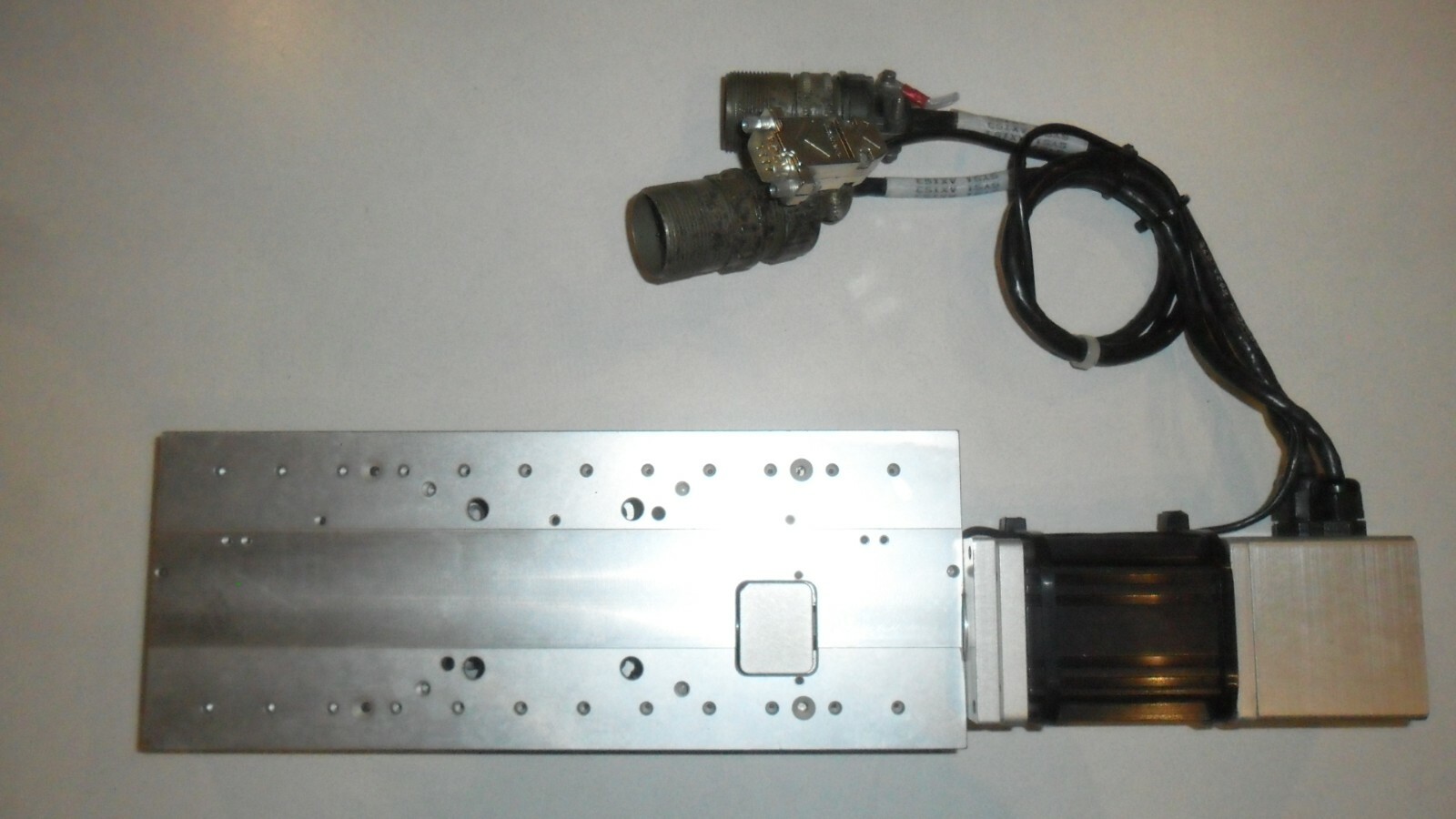 New Aerotech Linear Stage Model ATS100, Surplus Clean Room Lab Equipment