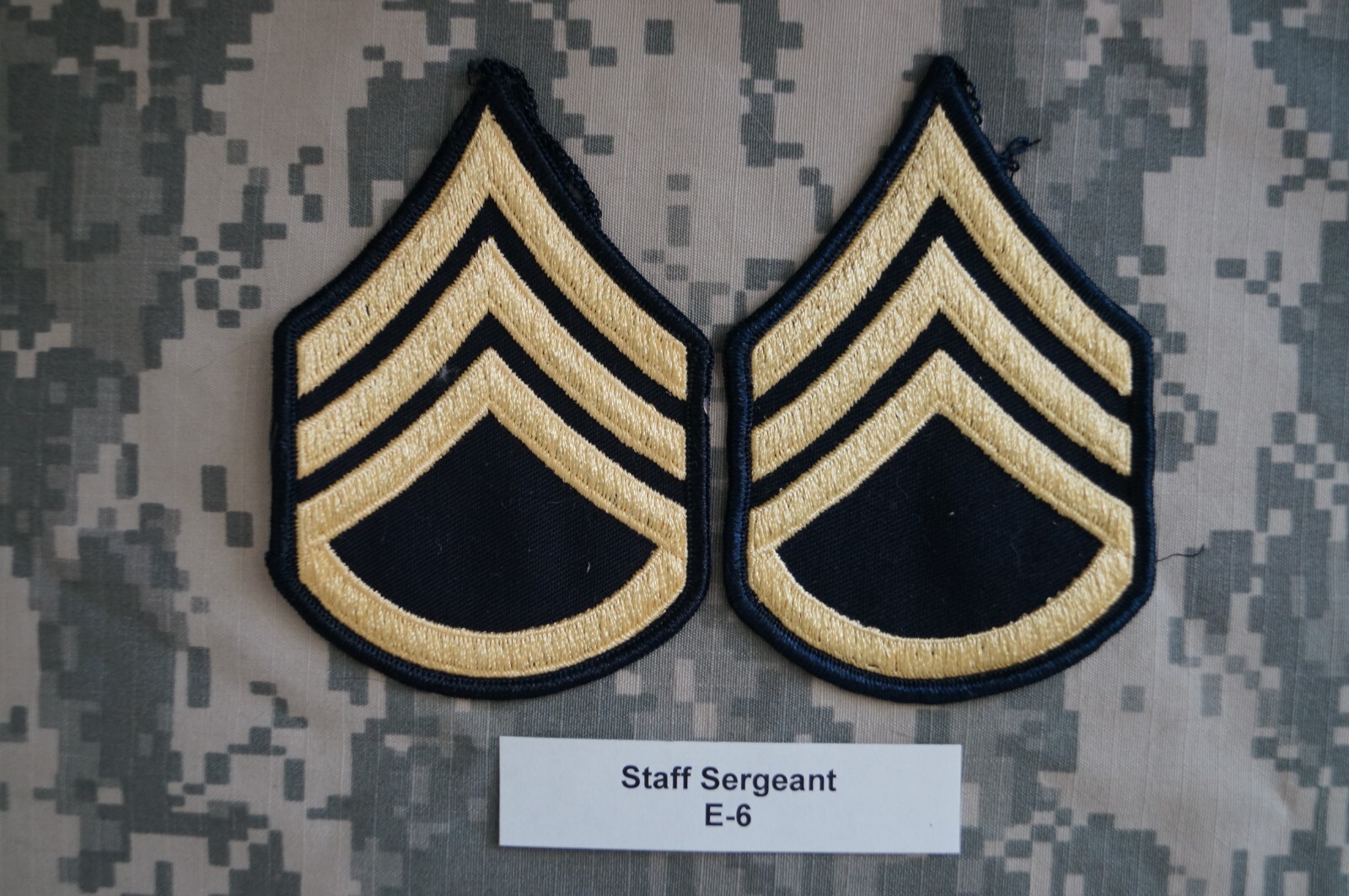 Military Patch US Army Staff Sergeant SSG / E-6 Rank Dress Blue Sew on Stripes