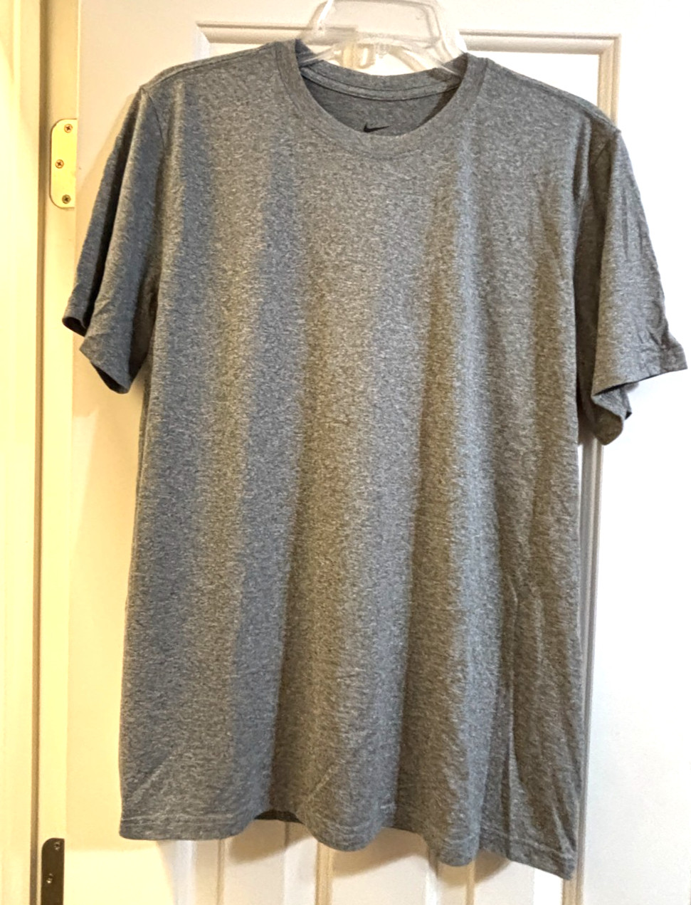Nike Dri Fit Shirt  Gray Short Sleeve Size Mens XL NEW