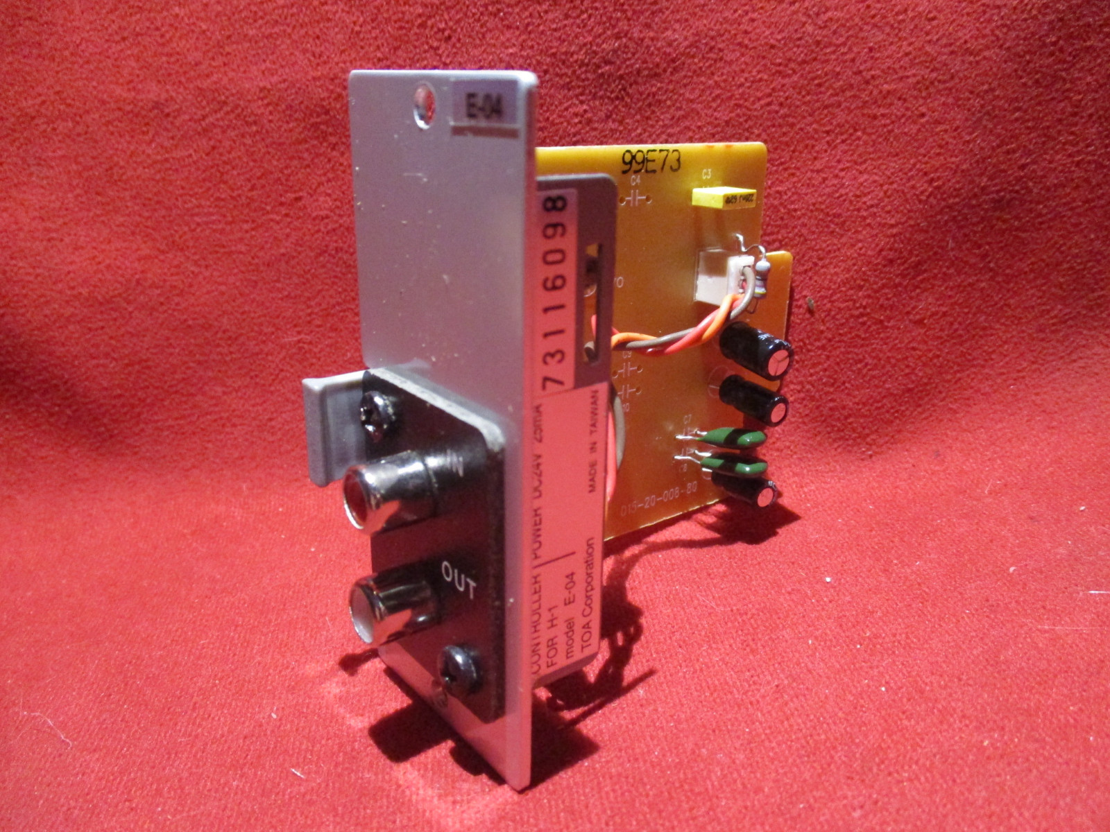TOA E-04R EQ Processor Module RCA Female