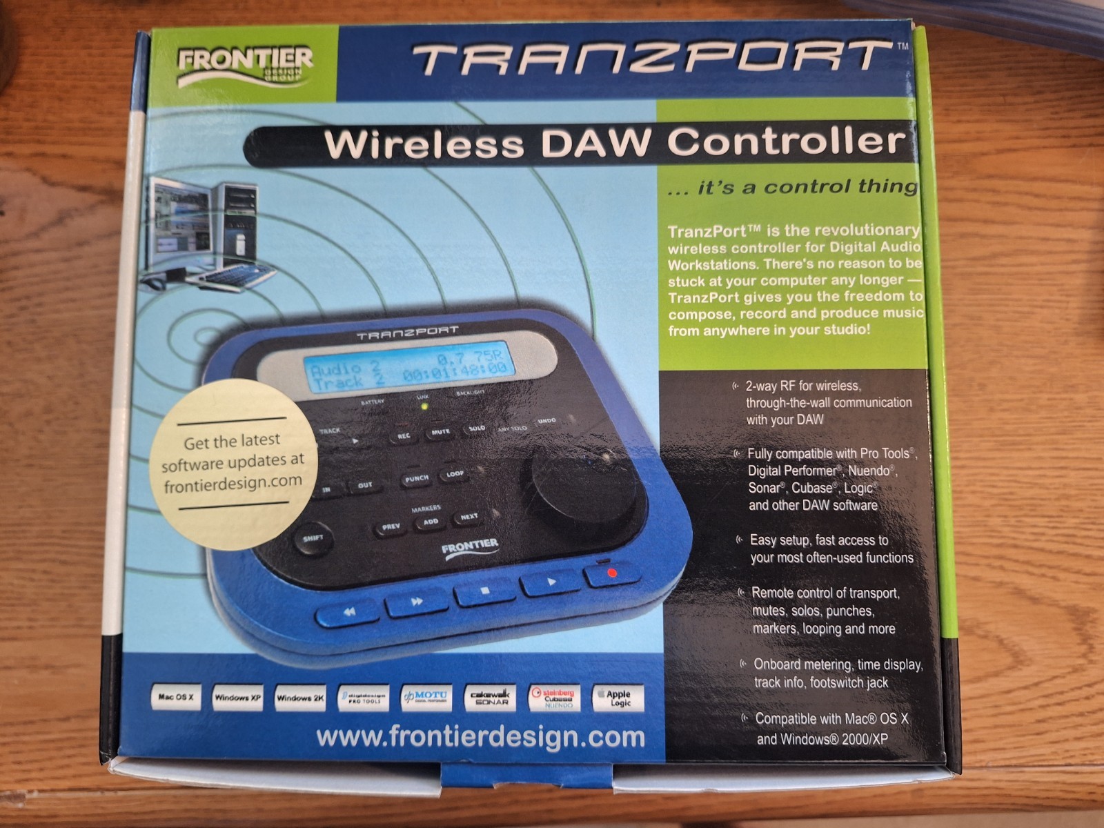 Frontier Blue Tranzport Wireless Daw Controller with Disc and USB Receiver