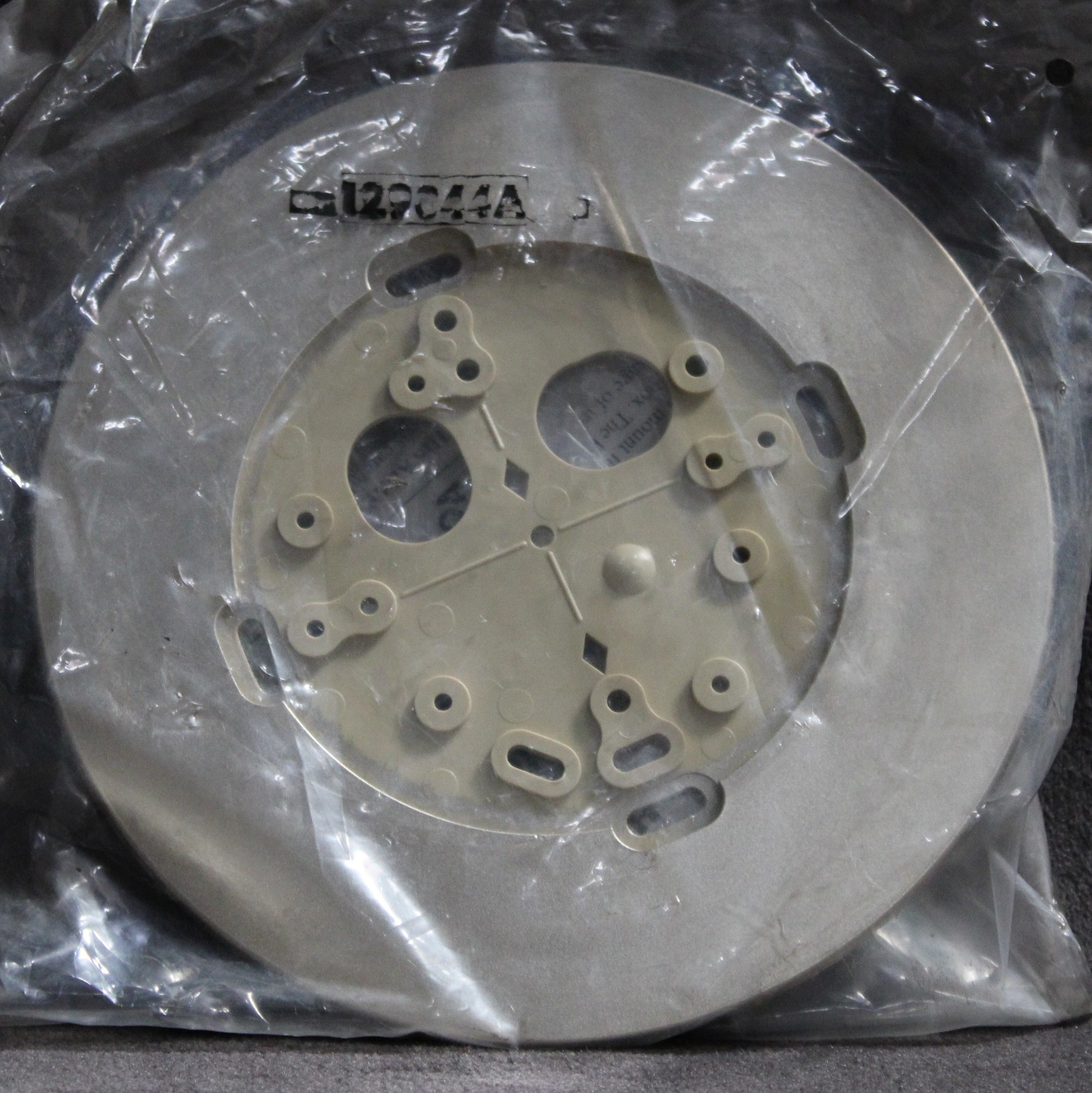 ~Discount HVAC~ CP-HH92AZ001 - Carrier - Wall Plate For T87F Thermostat 129044A