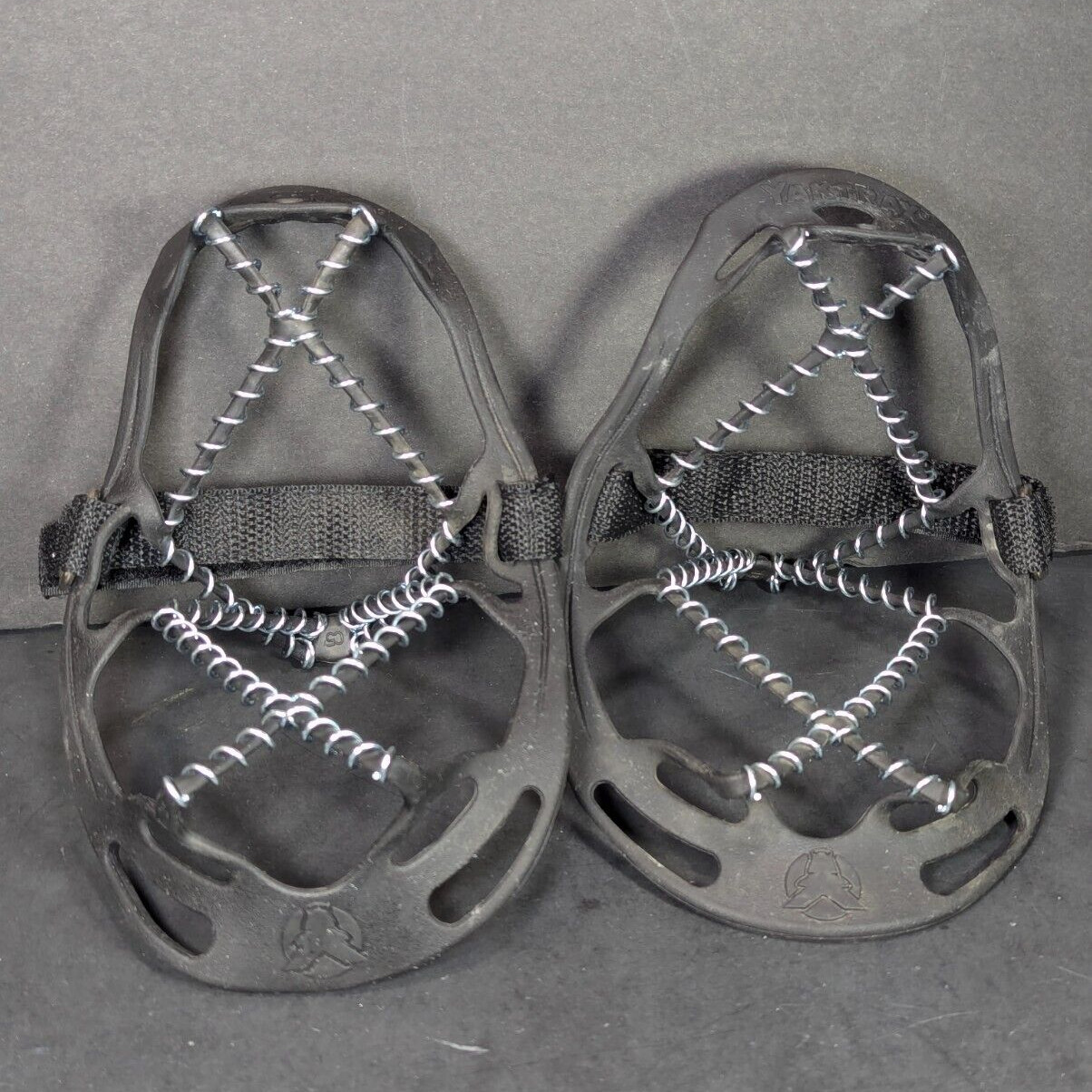 Yaktrax Pro Med Traction Cleats Snow Ice Winter Weather 360-Degree Grip Unisex