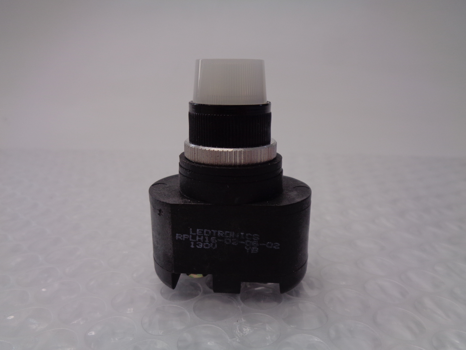 LEDTRONICS RPLH-16-02-06-02 LED LAMP WHITE NSMP