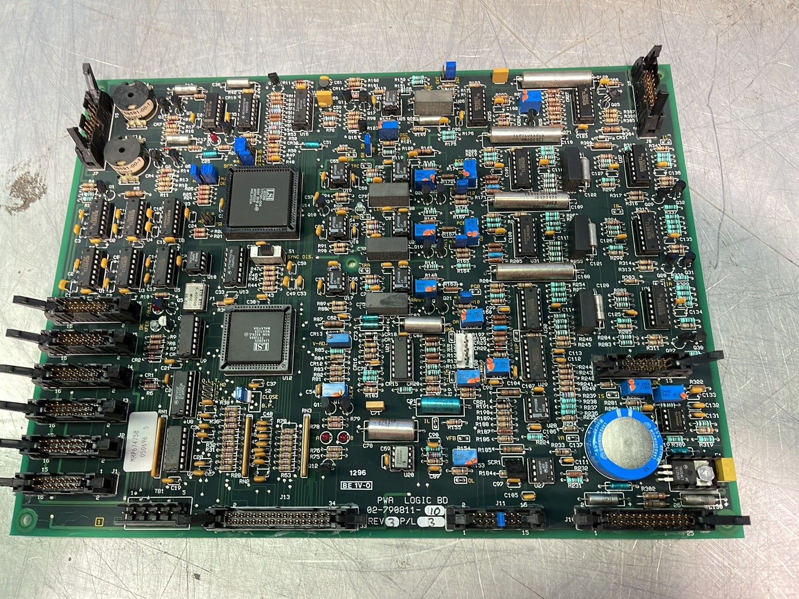 LIEBERT EMERSON PWA LOGIC BOARD 02-790811-10