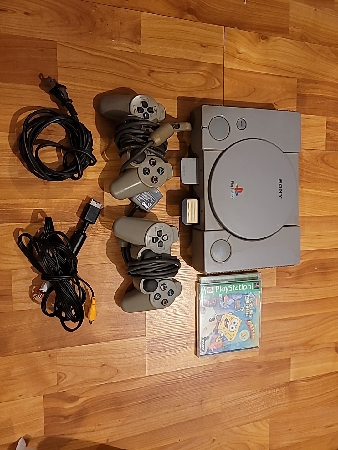 PlayStation 1 SCPH-7501 Tested and Working with power And Controller No AV