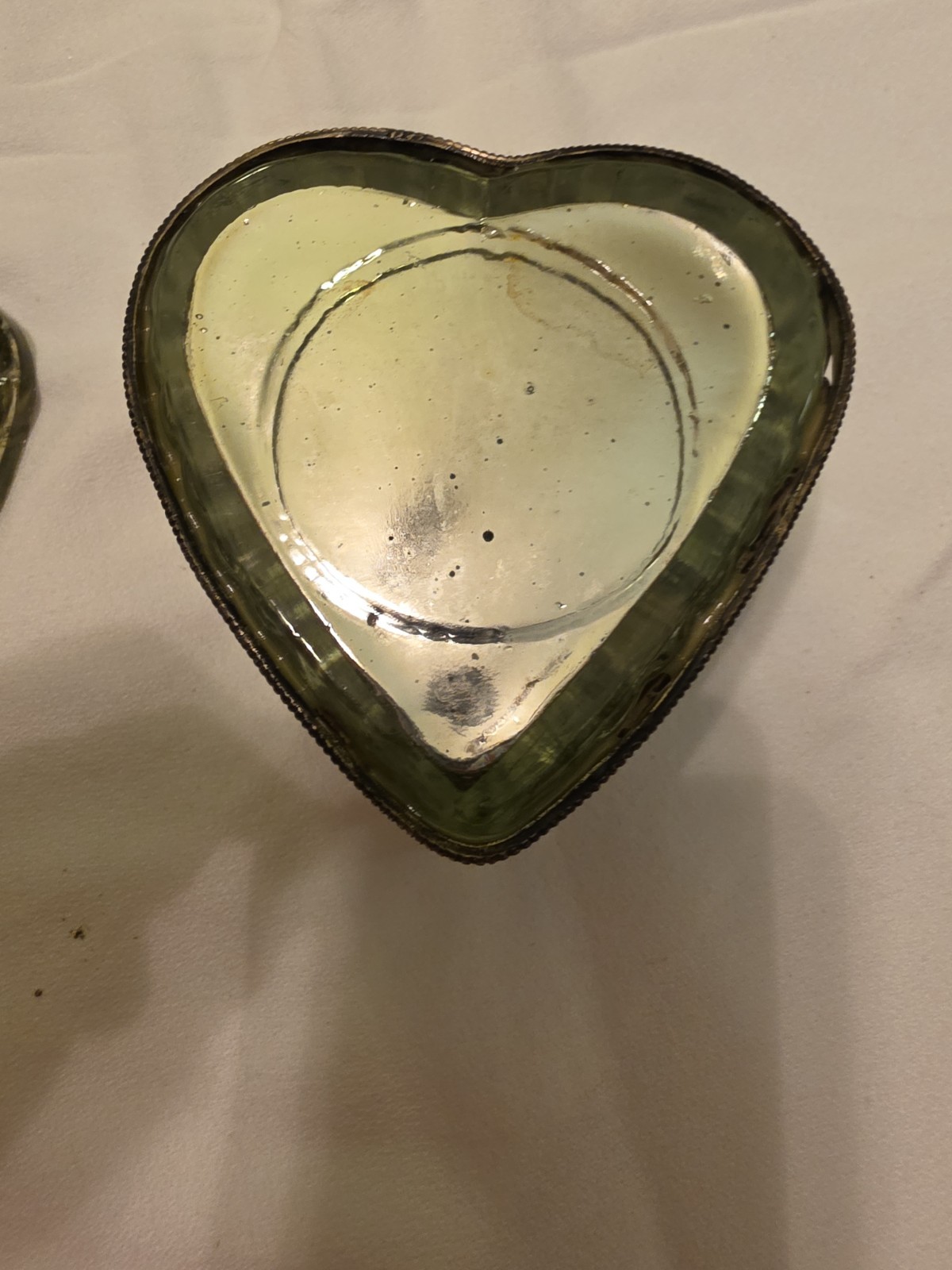 heart shaped trinket box