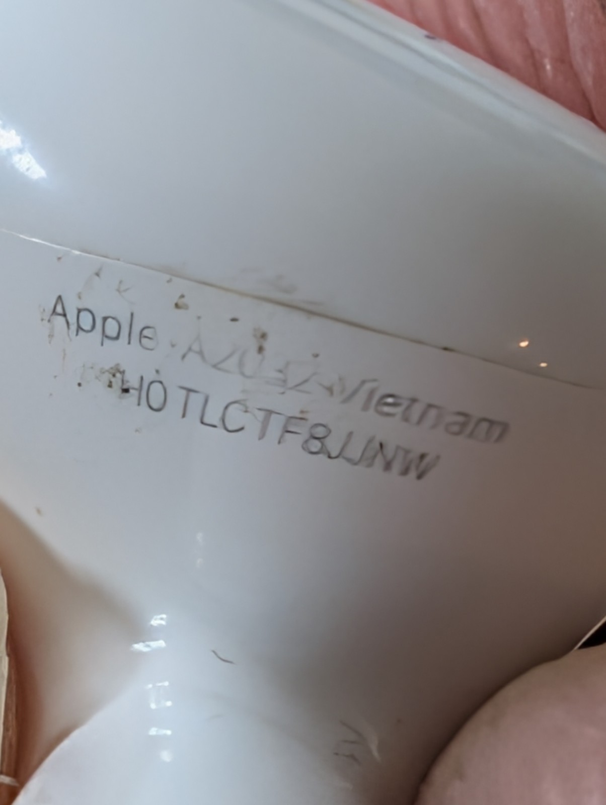 Apple AirPod 2nd Generation Right Ear Only Replacement Model A2032