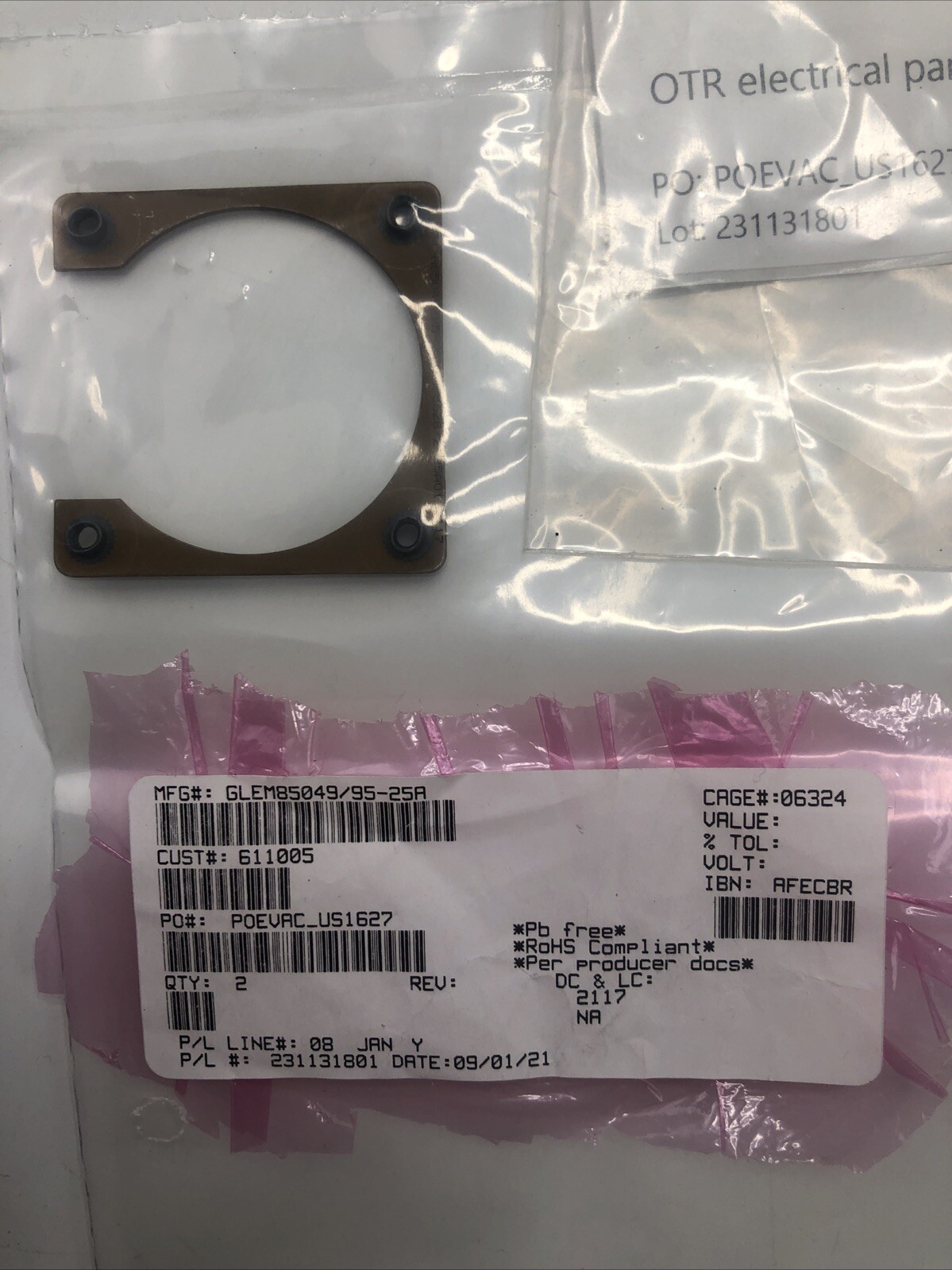 Glenair GLEM85049/95-25A 3/4 Perimeter Mount M85049/95-25A