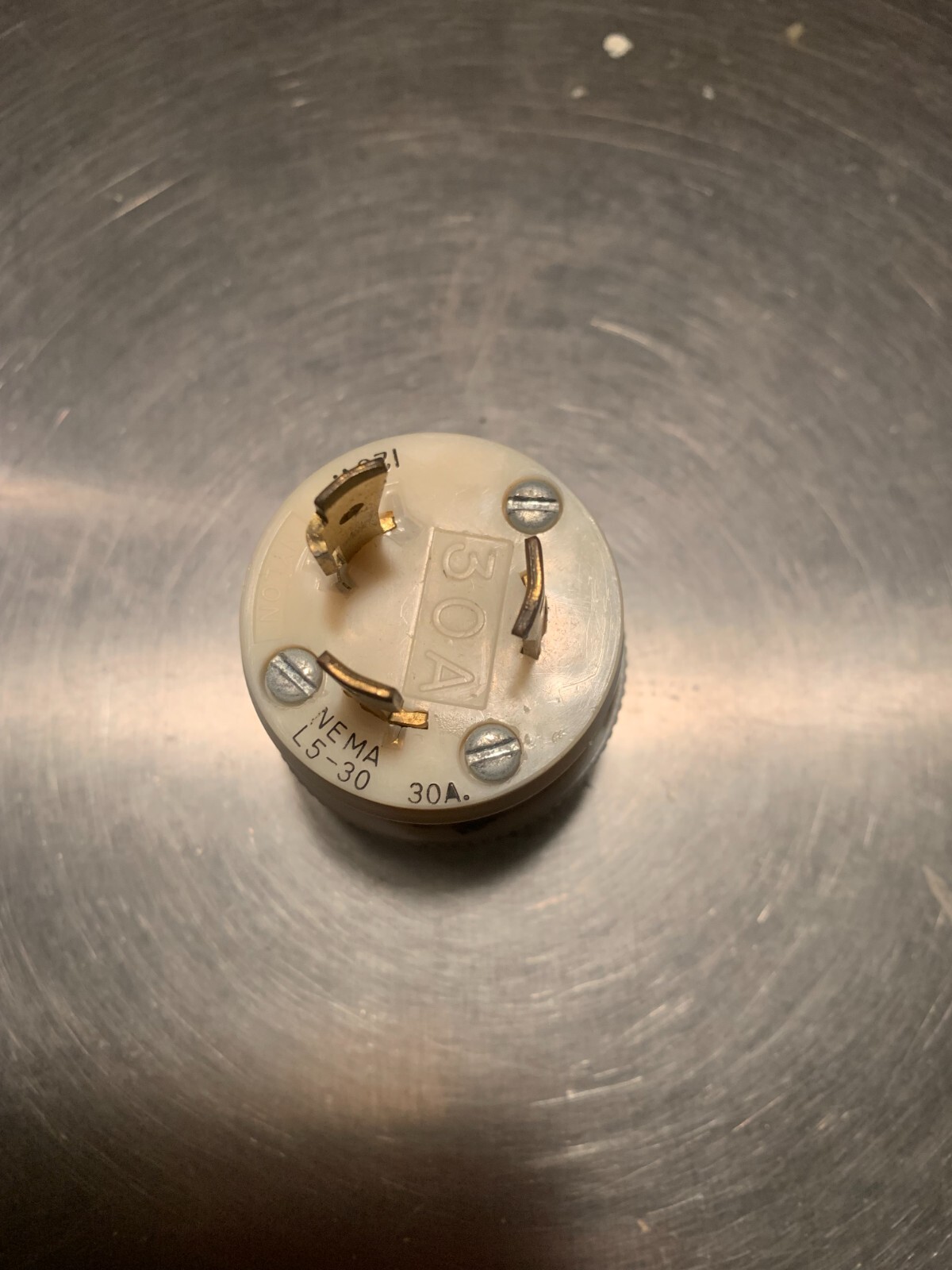 L5-30 30A 125V 3 Wire Twist Lock Electrical Plug Connector by NEMA