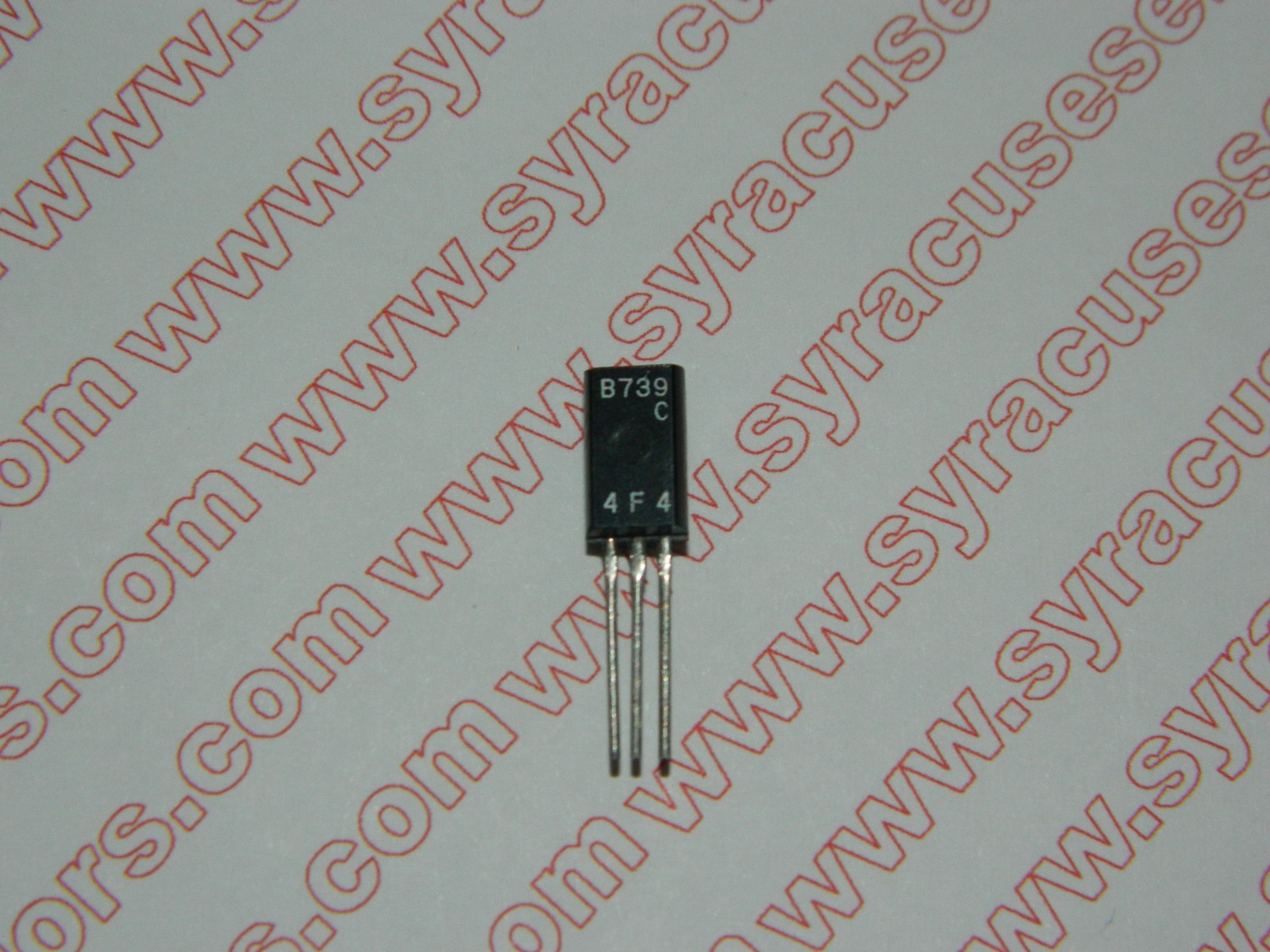 2SB739 / B739 / Hitachi Transistor / Lot of 2 pieces