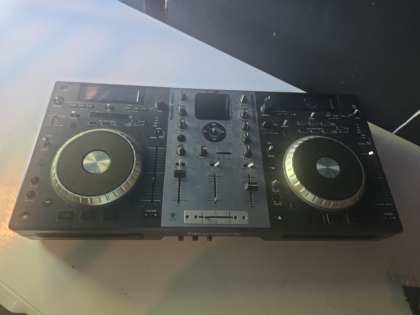 Numark Mixdeck 2 Channel DJ CD USB MP3 iPod Software System No Power Supply
