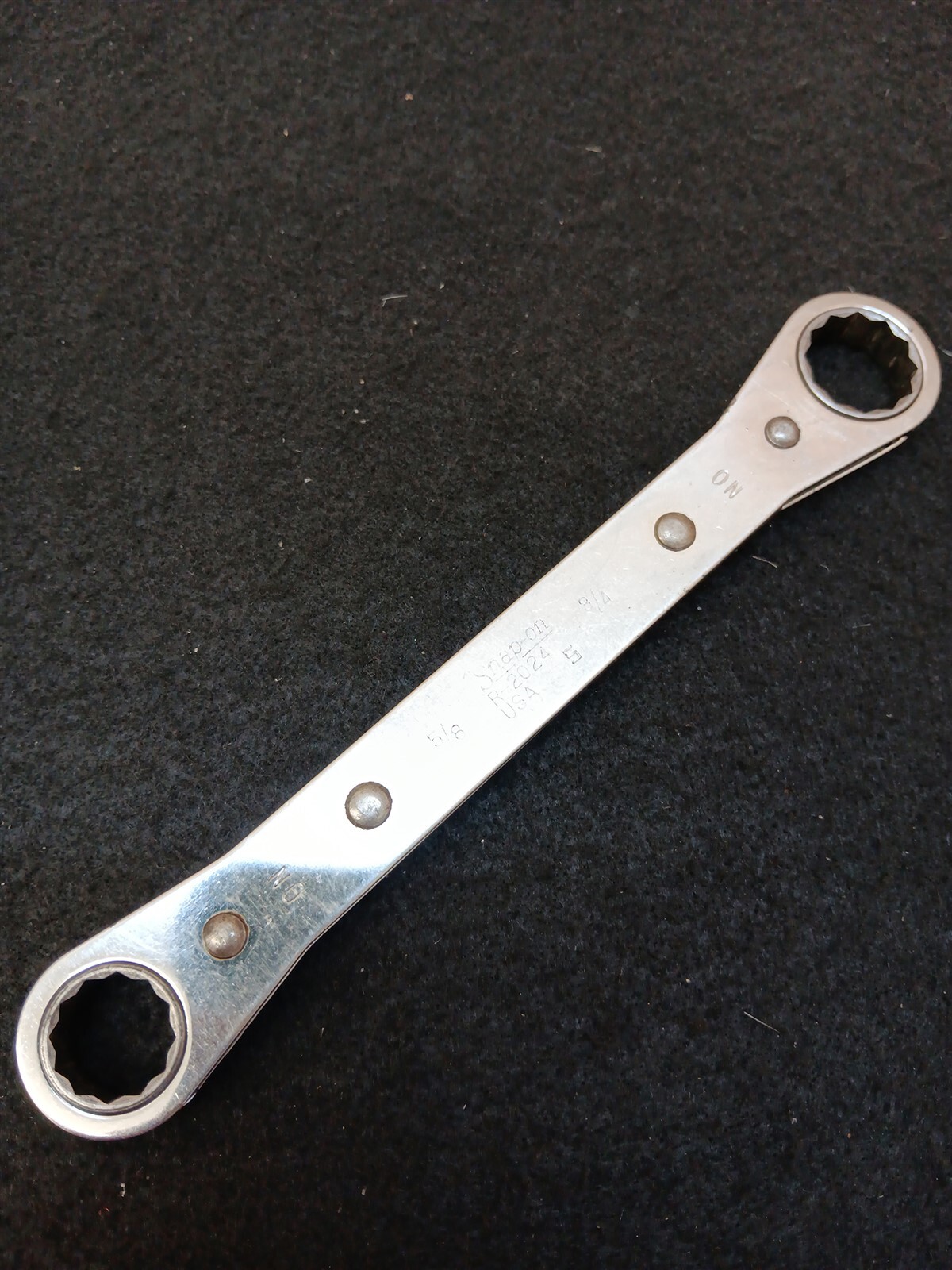 GOOD USED SNAP ON MODEL R-2024 12 POINT 5/8"-3/4" RATCHETING BOX WRENCH