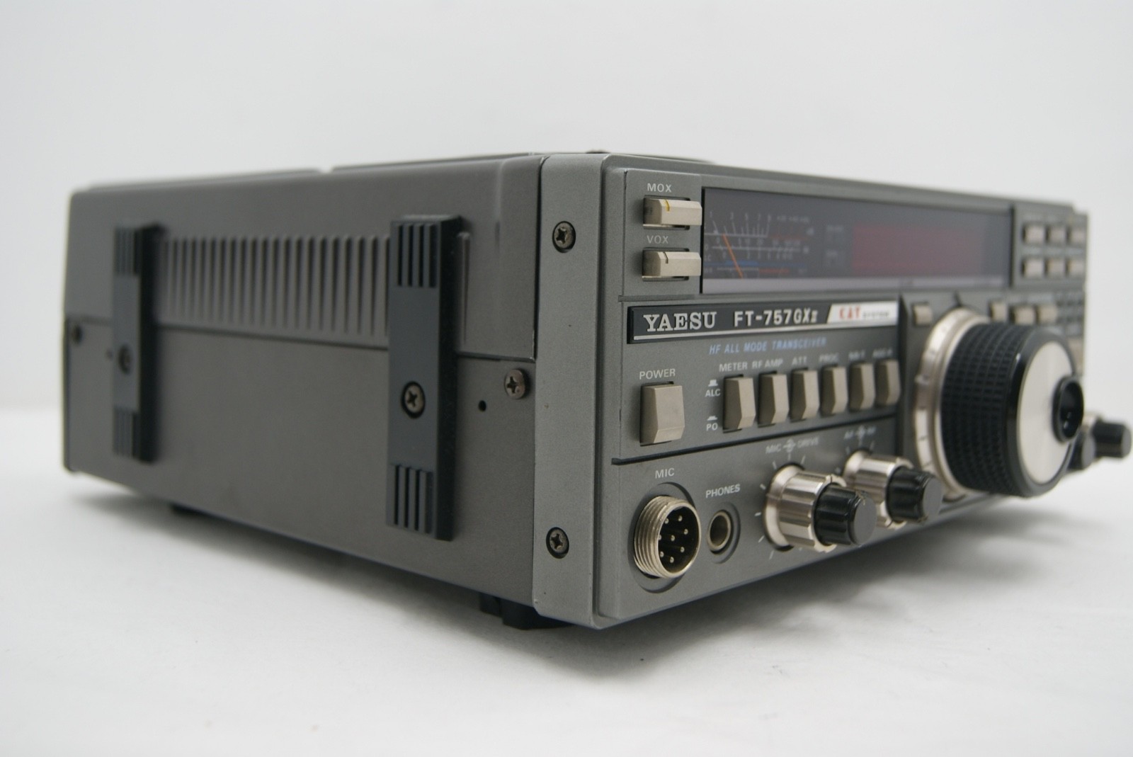 YAESU FT-757GXII 1.8-30MHz HF Ham Radio Transceiver 100W Clean Tested