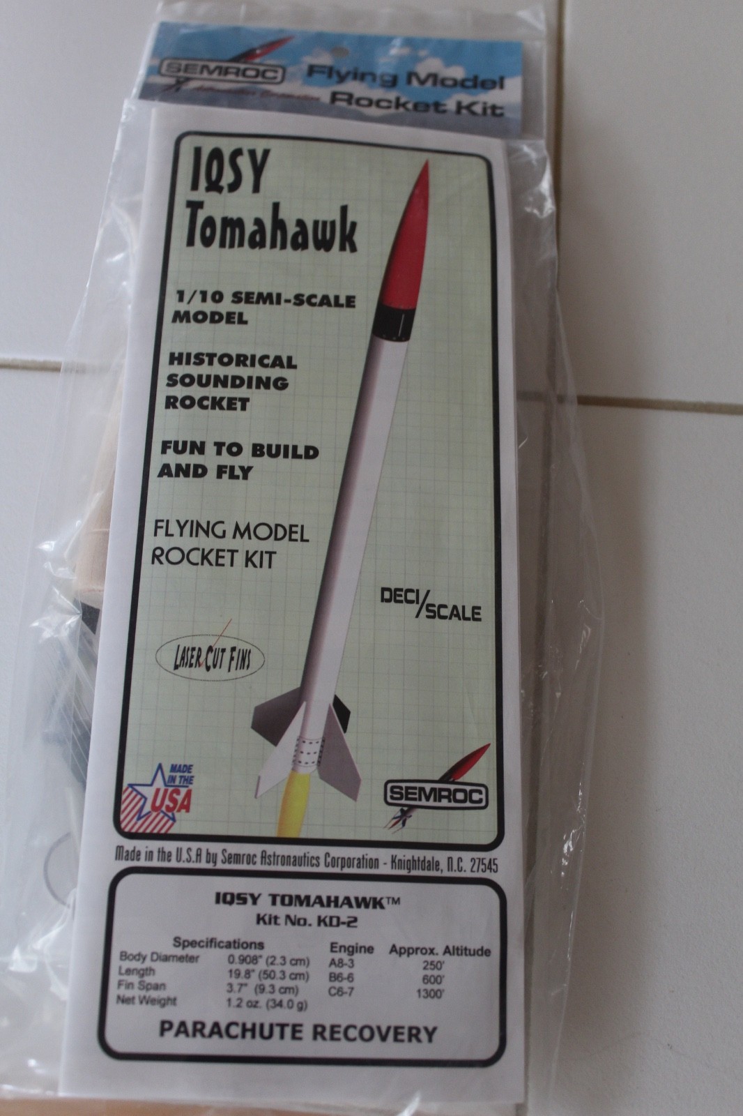 VTG 2009 SEMROC IQSY TOMAHAWK  FLYING MODEL ROCKET KIT KD-2  - SEALED,