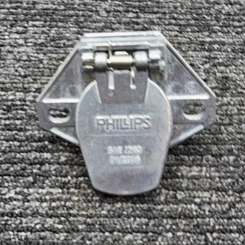 (QTY 2) Phillips 15-720 7-Wire Trailer Socket Plug, Zinc-Die Cast SAE J560