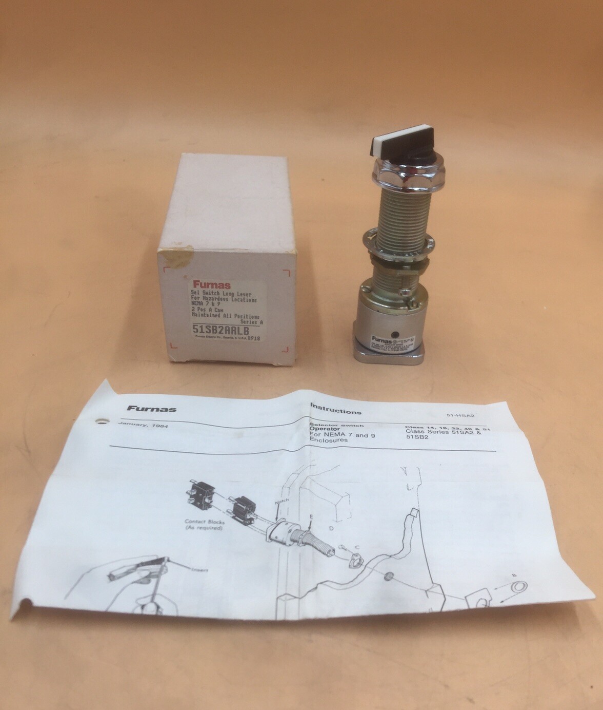 HOUSTON STOCK NEW FURNAS 51SB2AALB SELECTOR SWITCH NEMA 7/9 FREE 2 DAY AIR