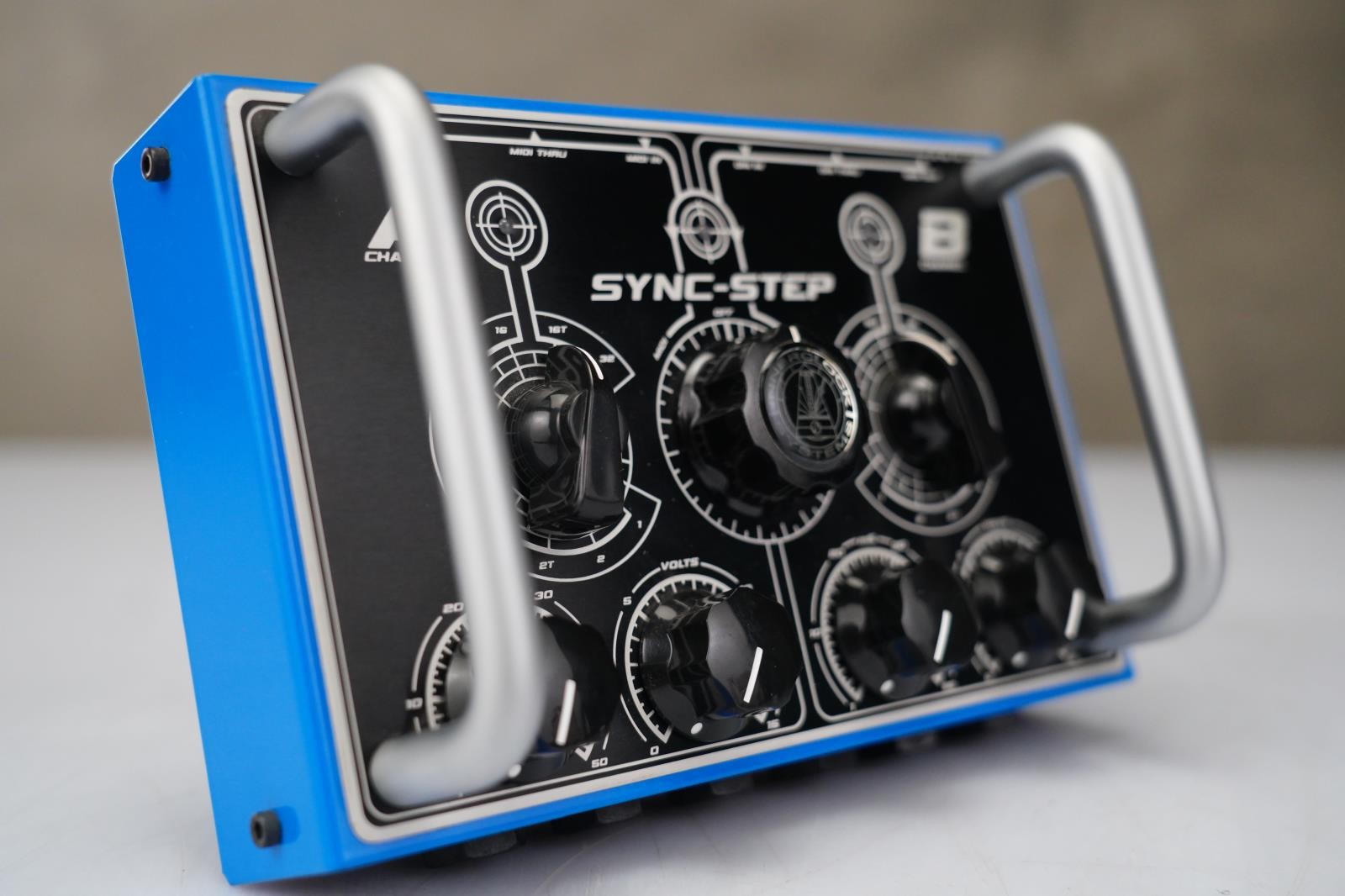Innerclock Systems Sync-Step 2 Channel MIDI Step Synchronizer #58725