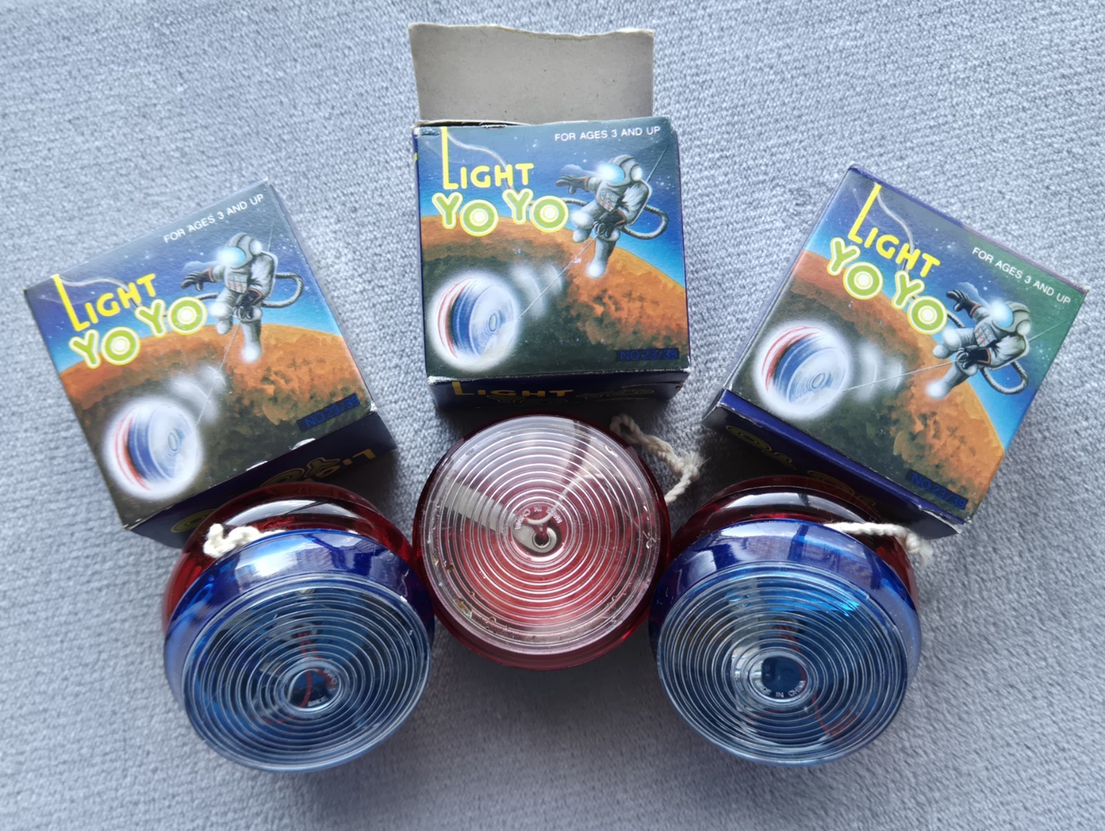 Light Up YoYo For Parts & Repair Lot (3) Battery Powered Plastic Yo-Yos & Boxes