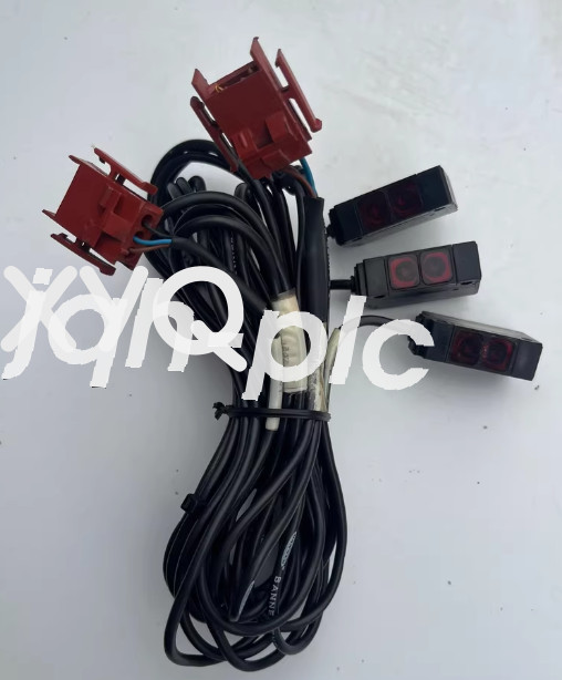 1Pcs USED BANNER PHOTOELECTRIC SENSOR Q196E-44089 Free Shipping*j