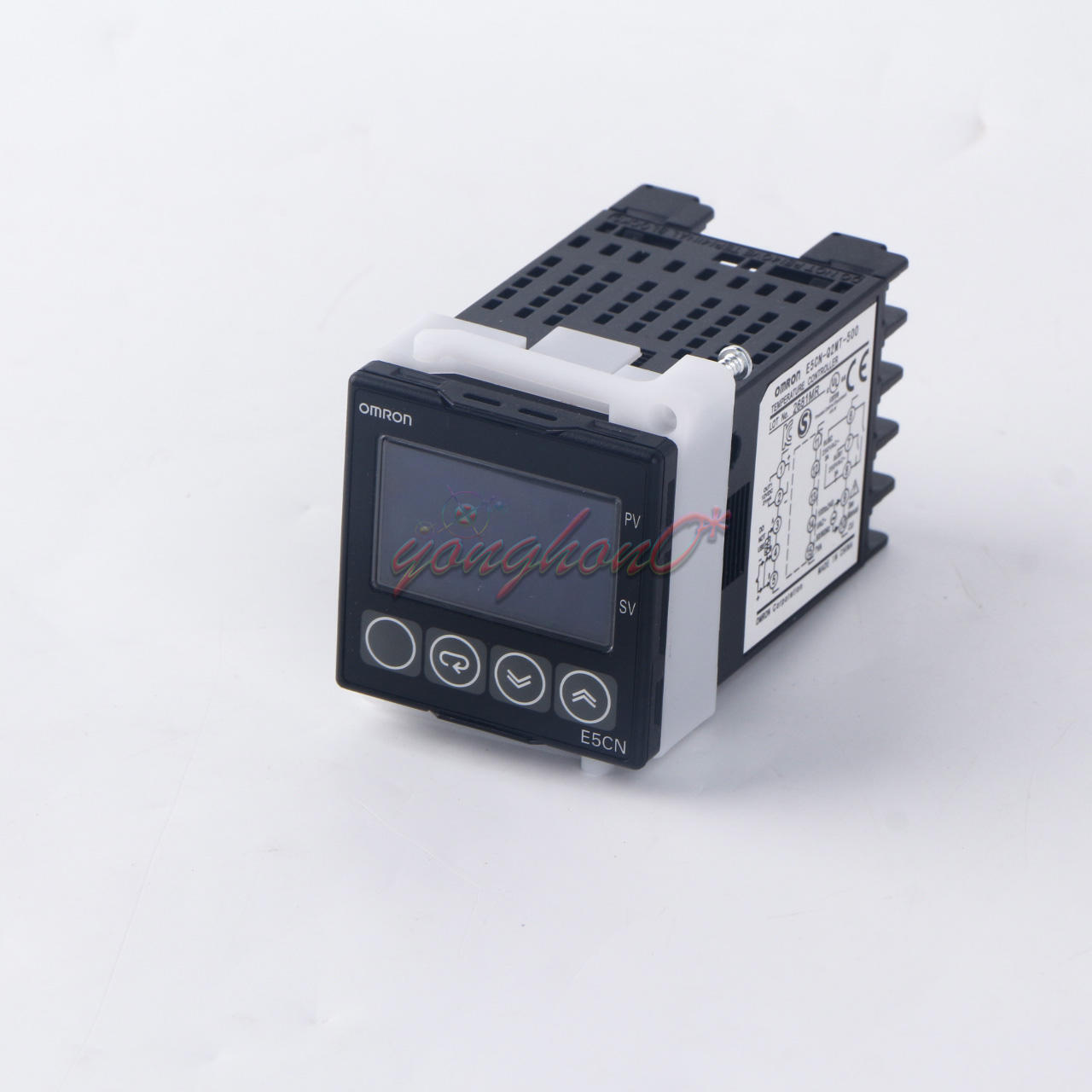 1pcs Temperature Controller Omron E5CN-Q2MT-500 100-240VAC New