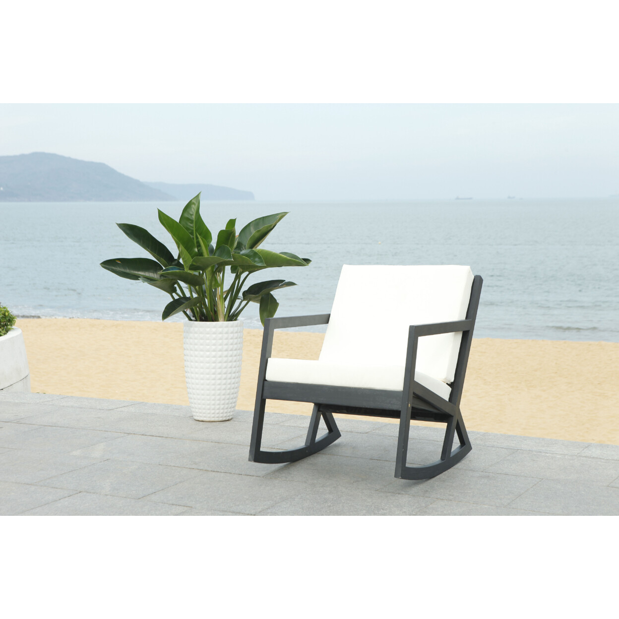SAFAVIEH Outdoor Collection Vernon Rocking Chair | Black/Beige |