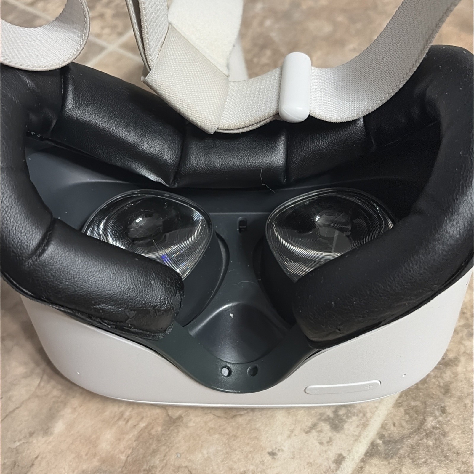 Oculus (Meta) Quest 2 256GB Standalone VR Headset BUNDLE (Read Description)