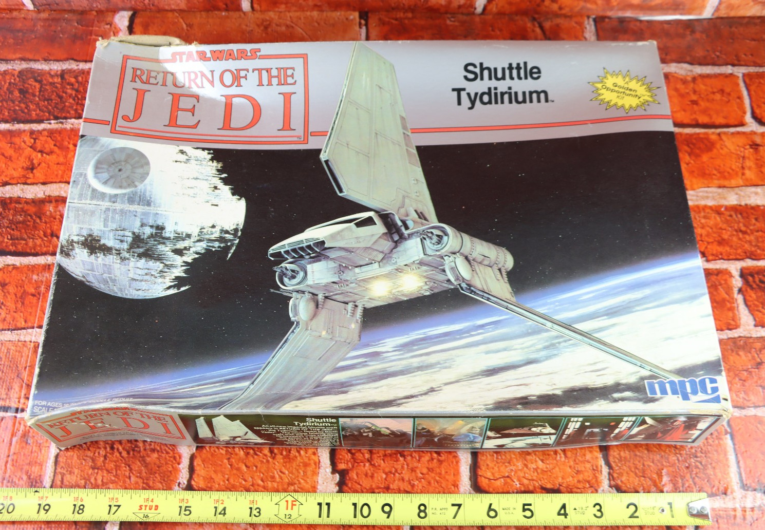 MPC Star Wars Jedi Shuttle Tydirium 1-1920 Model Kit READ