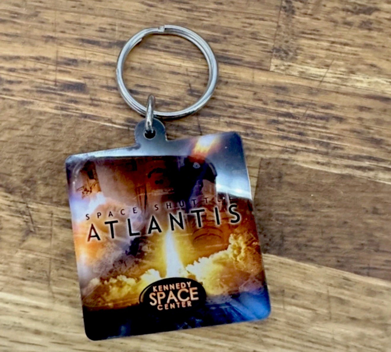 Space Shuttle Atlantis Kennedy Space Center Double Sided Keyring NASA Souvenir