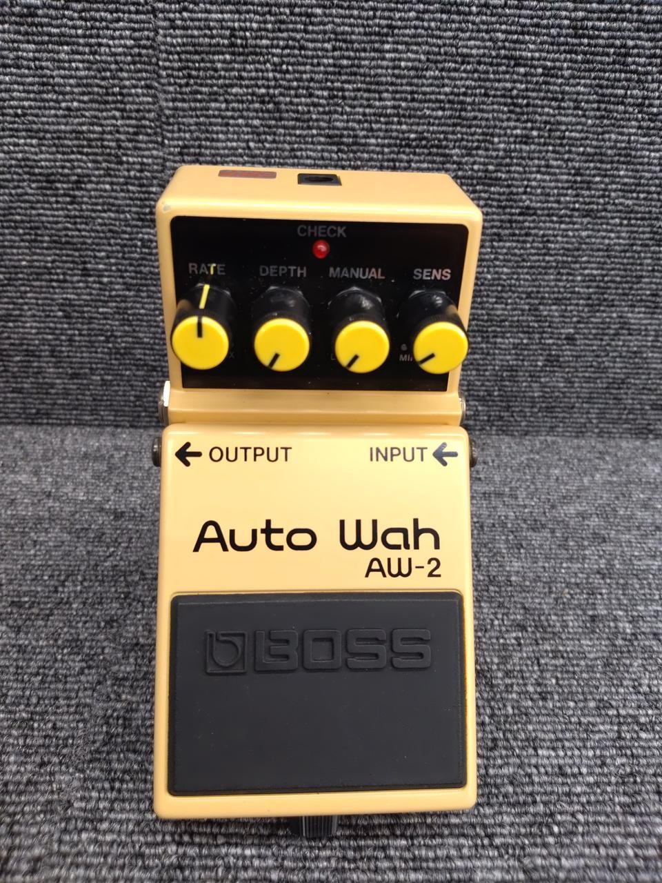 BOSS AW-2 Auto Wah Effect Pedal