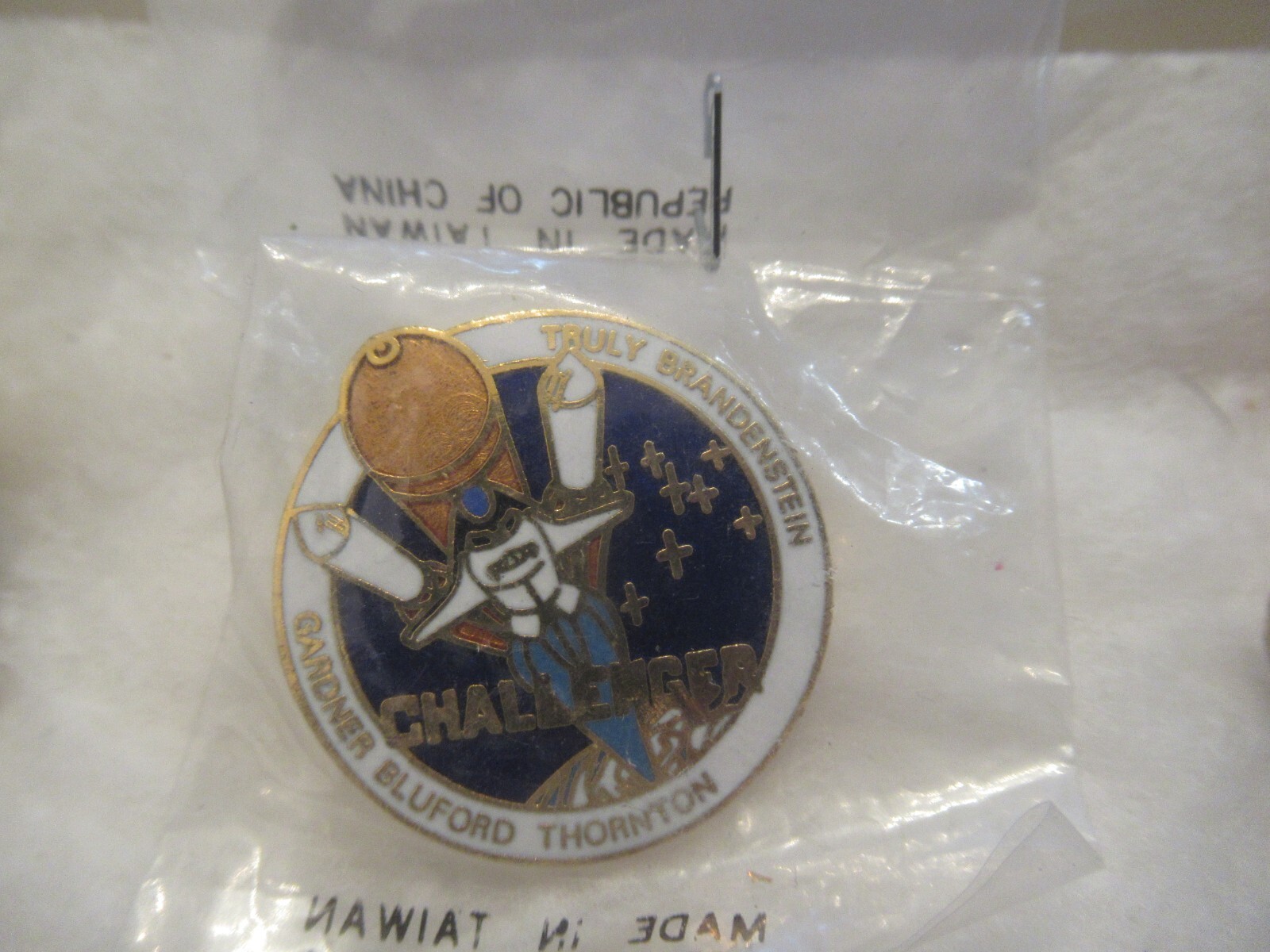 NASA PIN lot of 5 Vintage Space Shuttle Program COLUMBIA CHALLENGER EXPLORER