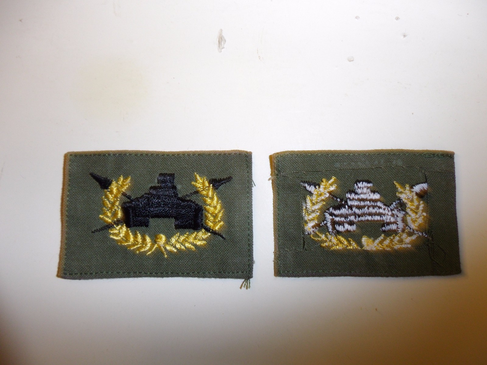 b3617 RVN Vietnam Vietnamese Branch insignia Armor colored OD IR2A