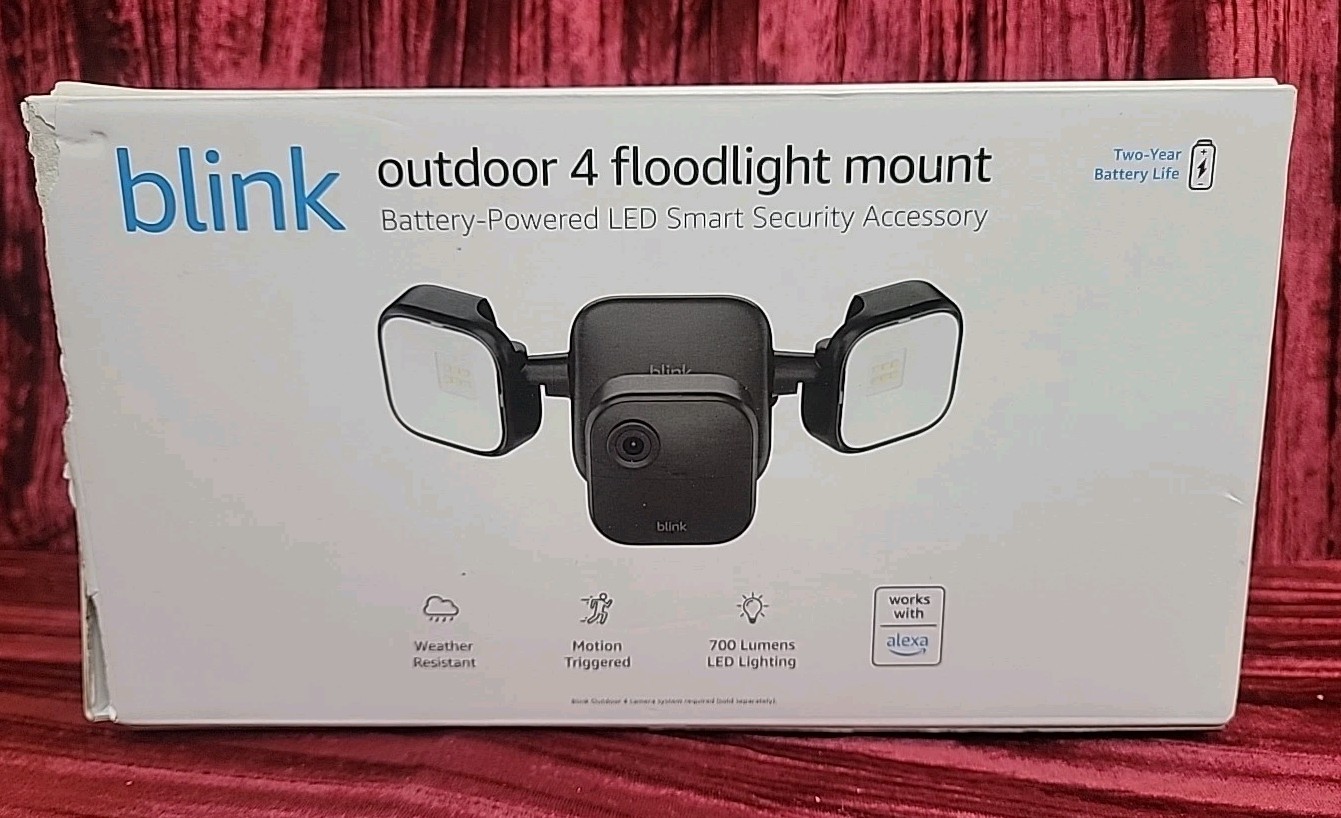 Blink Outdoor 4 Floodlight Mount Battery Powered LED Smart Security Accessory
