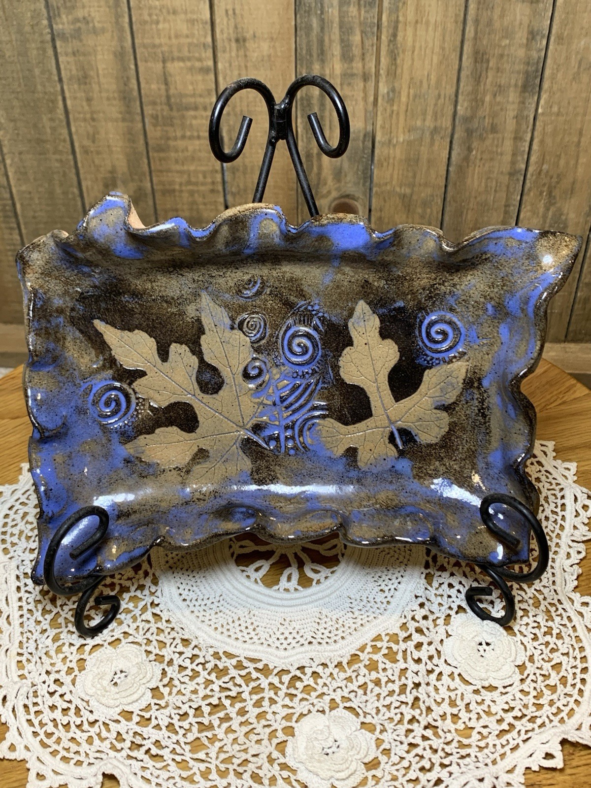 Clay Studio Art Trinket Dish Leaf Imprints Ruffled Edge Signed Blue/Brown 7”x 5”