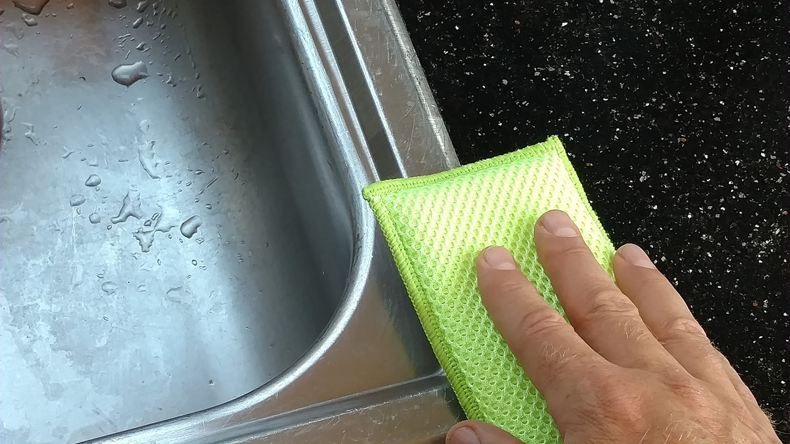Kitchen Sponge | Odor Resistant, Non-Scratch Microfiber Mesh & Terry Cloth Sp...
