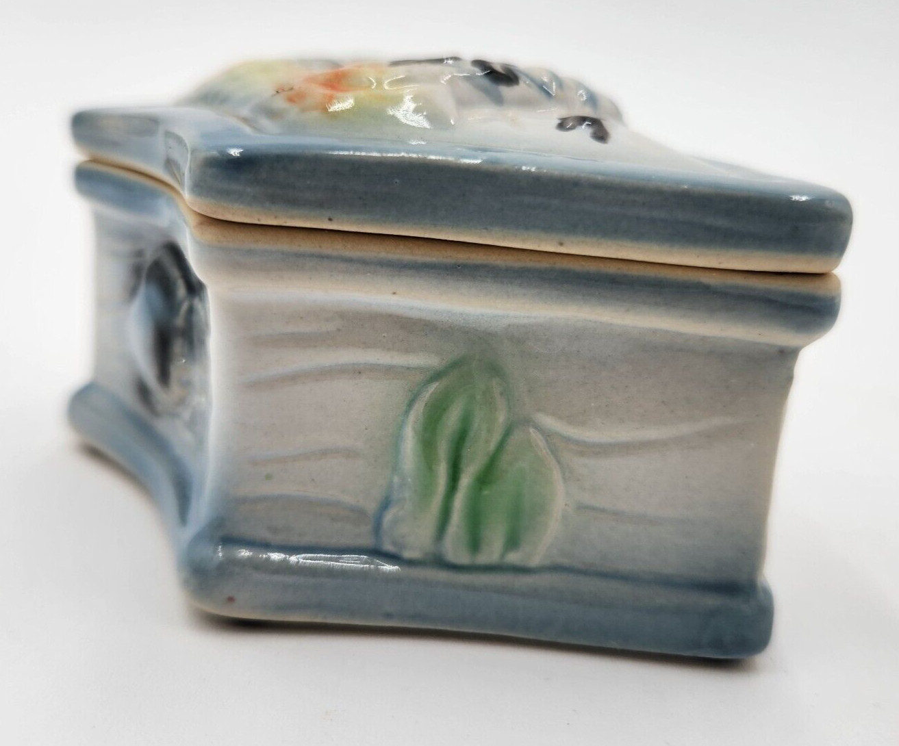 Vintage Ceramic Glazed Trinket Box Seashore Design