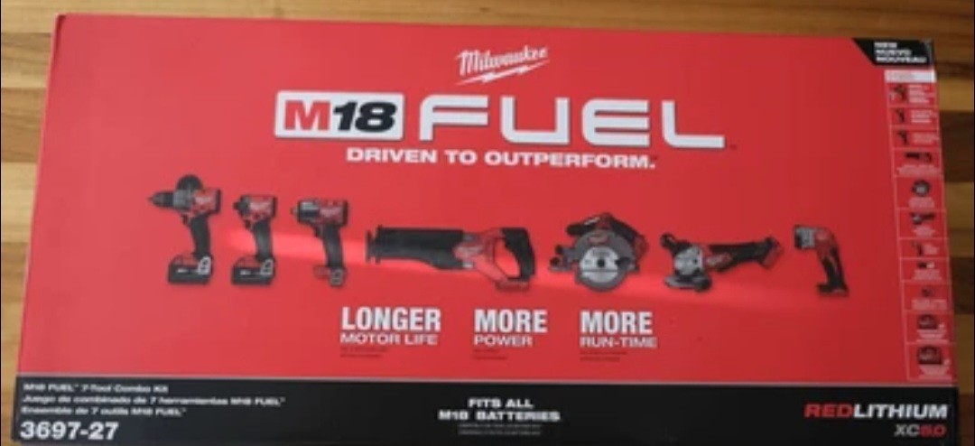 milwaukee 3697-27 m18 fuel 7-tool combo kit