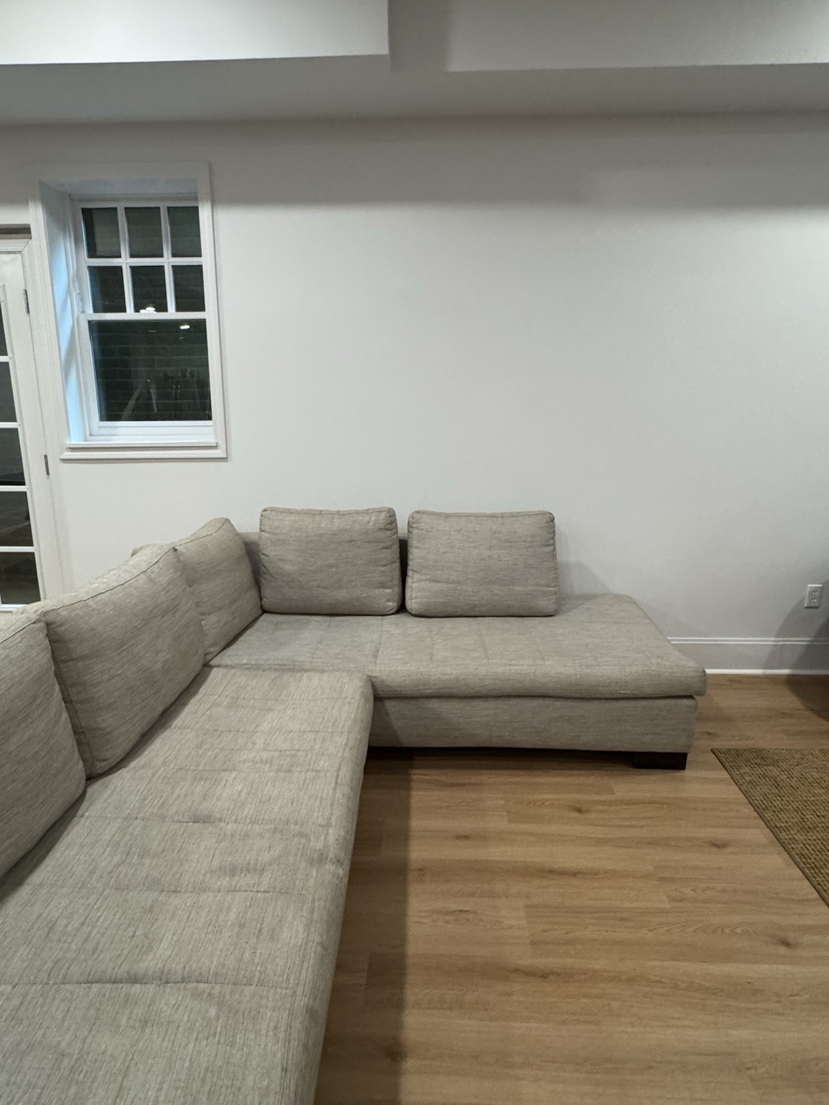 Large Two-Piece Gray Sofa – Excellent Condition Spacious and super comfortable