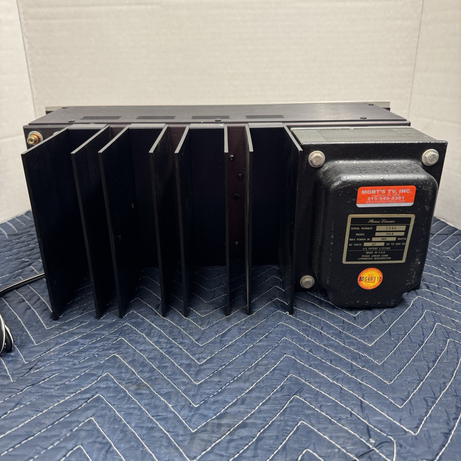 PHASE LINEAR 700B 2-CHANNEL STEREO POWER AMPLIFIER - SERVICED - CLEANED - TESTED