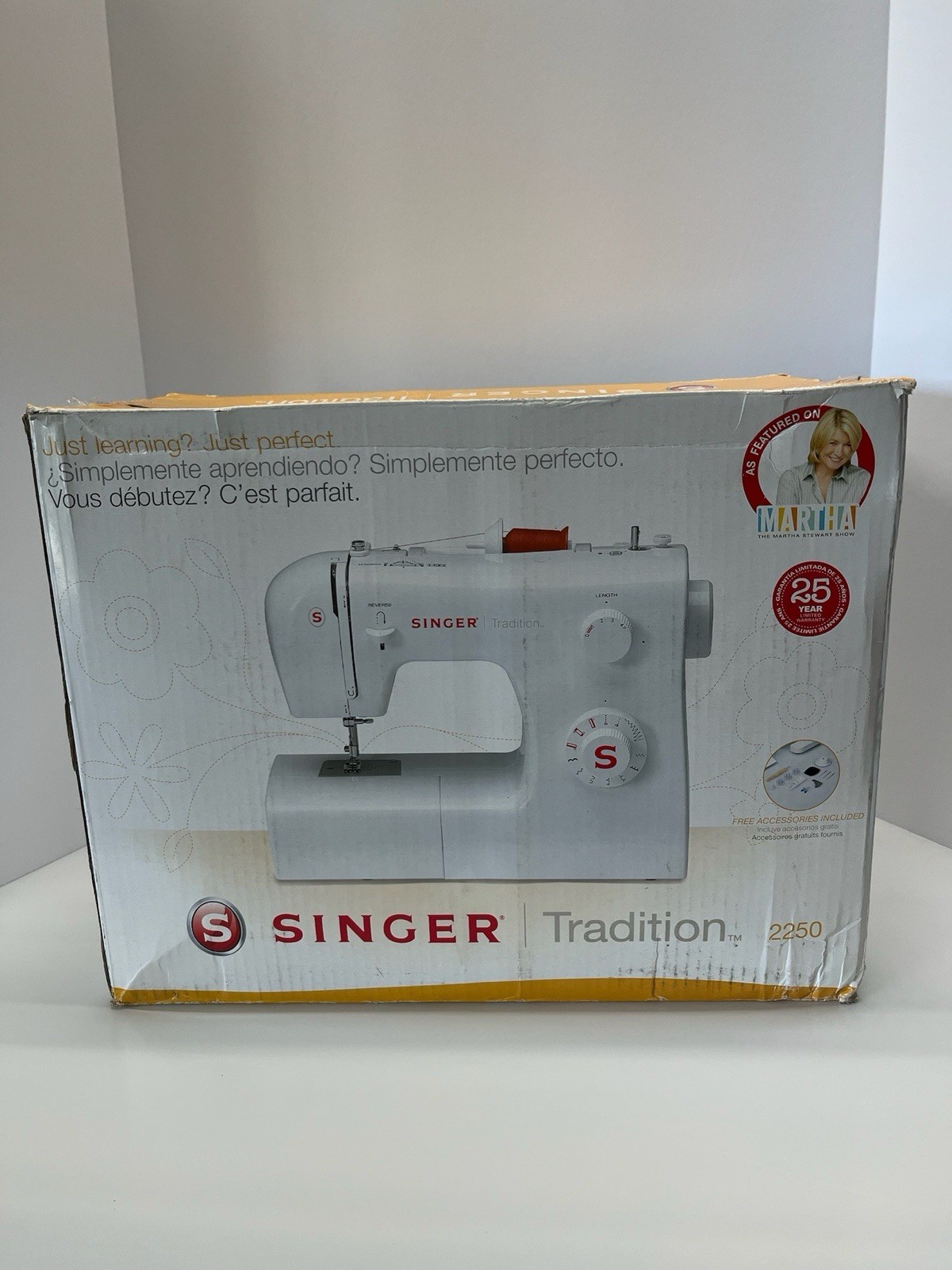 Singer 2250 Sewing Machine