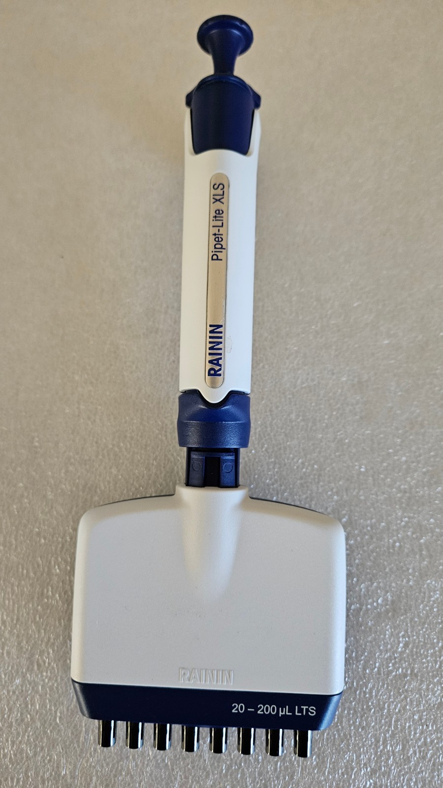 Rainin Pipet-lite XLS L200 20-200 uL LTS 8-Ch Multichannel: Calibrated New Seal