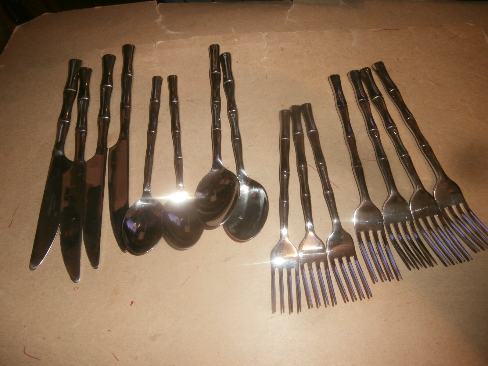 15 piece Hampton Silversmiths Stainless Fork Spoon Knife Set Bamboo Handle