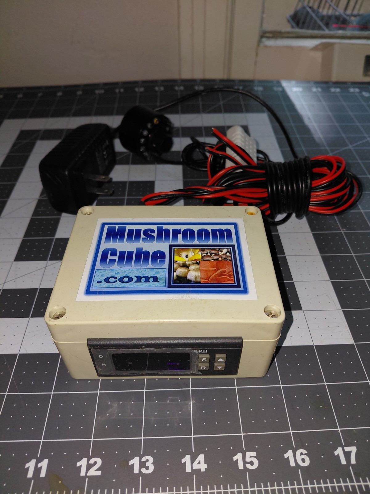 Automated Mushroom Growing Kit parts working