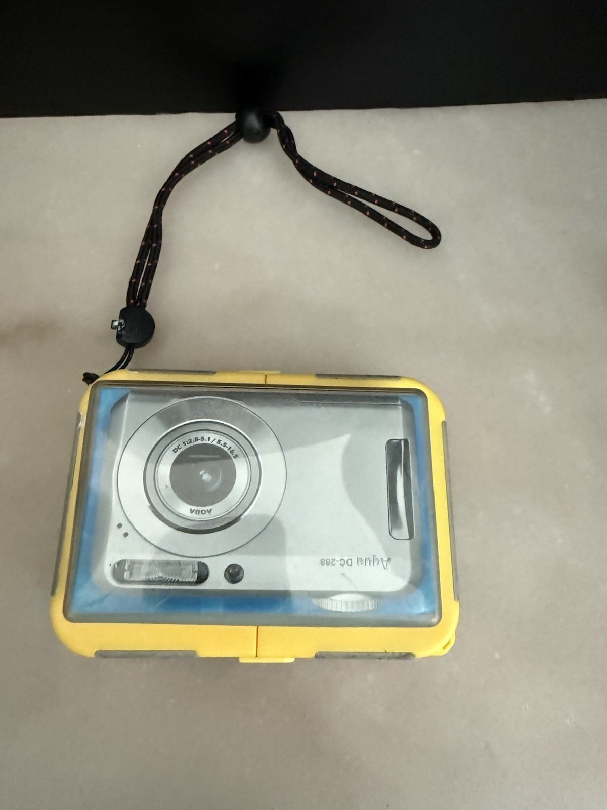 Polaroid Digital Camera Case Scuba Dive Proof Waterproof Clear Yellow