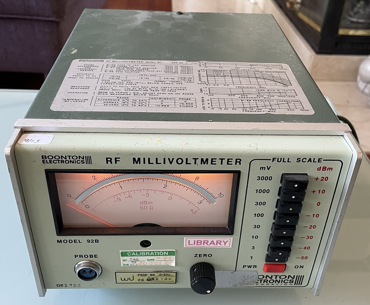 Boonton RF Millivolt Meter Model 92B No Probe Powers On As Is