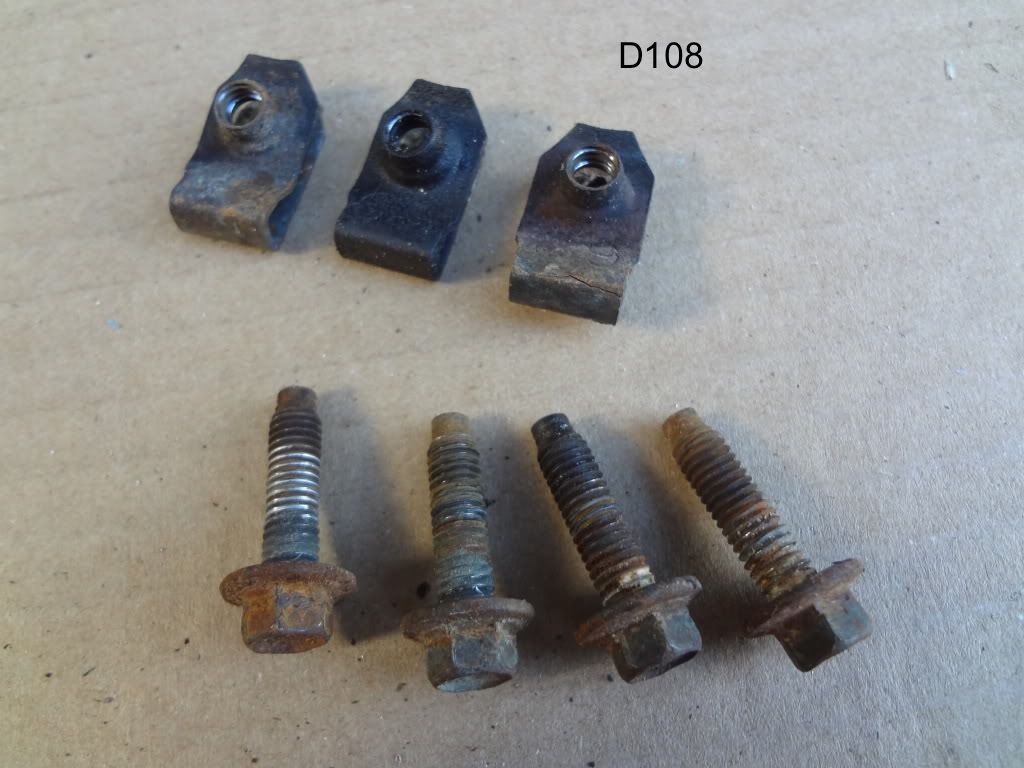 1987 - 1993 MUSTANG SHIFTER BOOT GASKET CLIPS & BOLTS OEM SKU# fxm1016
