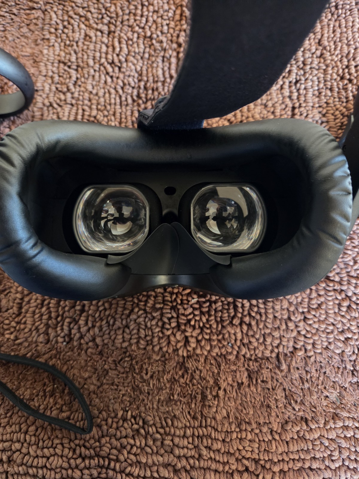 HTC Vive Focus 3 VR Headset –Full Kit, Controllers Play VR Games