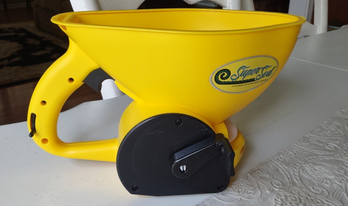 Handheld Spreader Seeder Broadcaster  Hand Crank Power Spreader Small Yard
