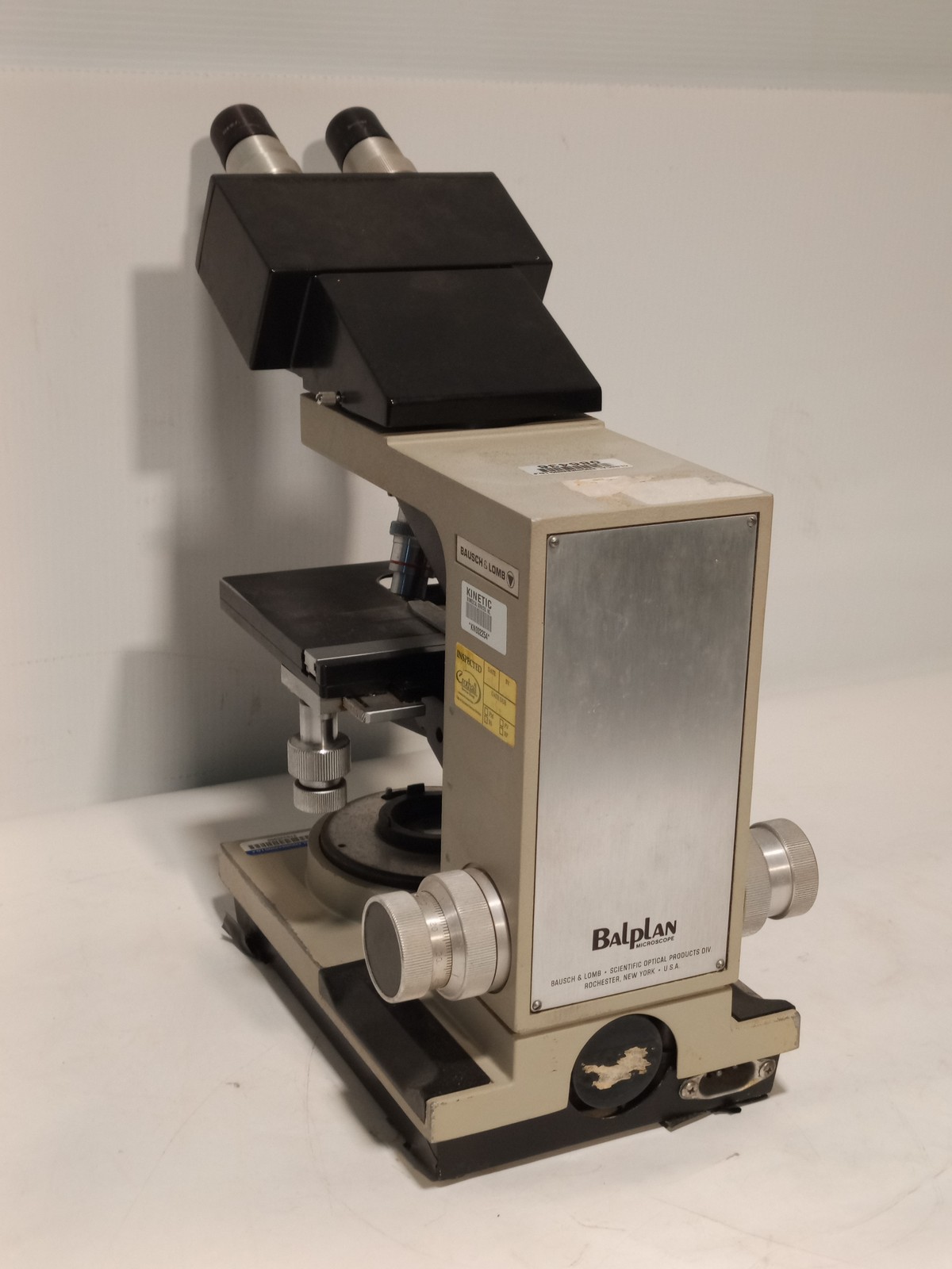 Bausch & Lomb Balplan binocular microscope w/ illuminator 31-32-14 as shown