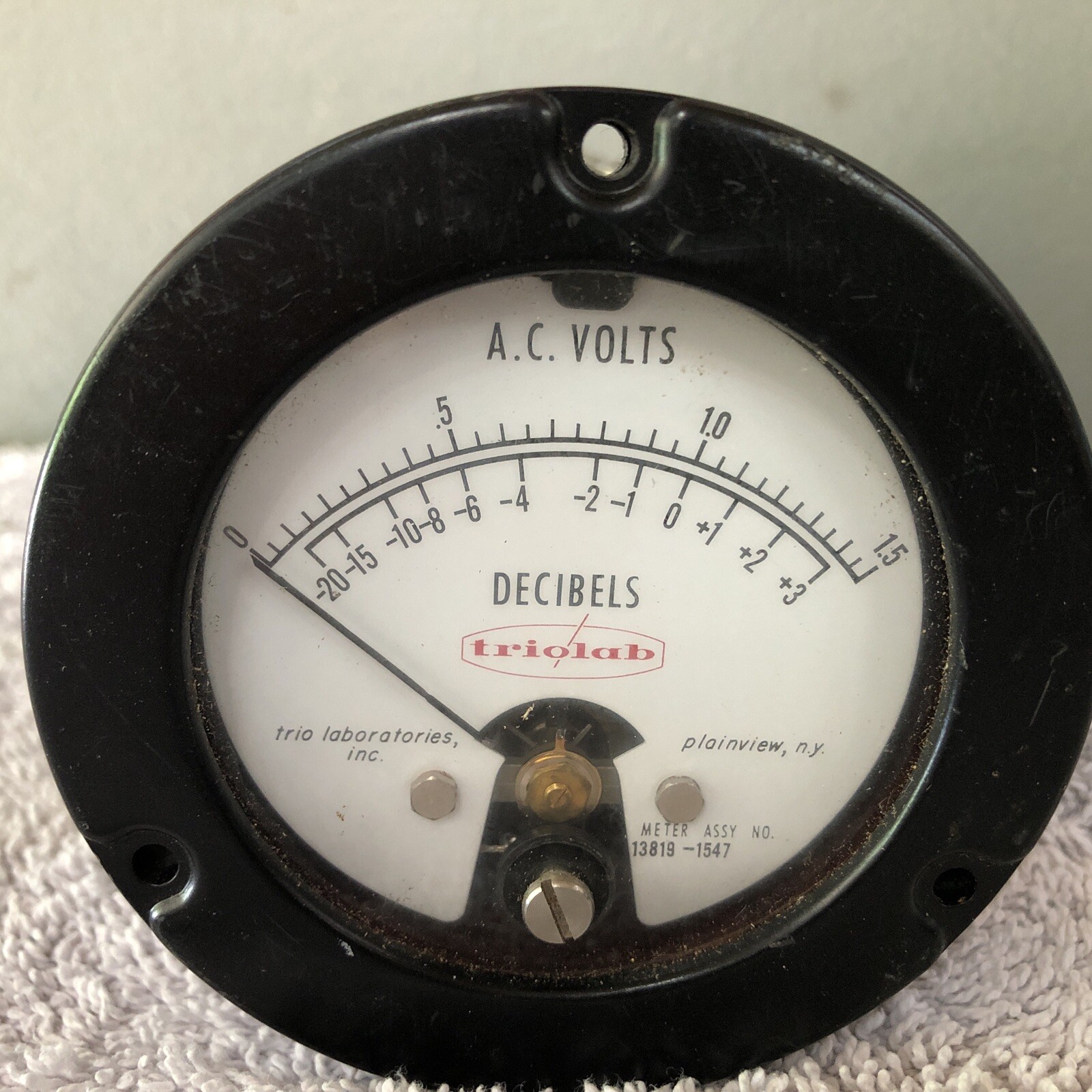 Trio Laboratories Transistor Voltmeter Model No. 301-1547